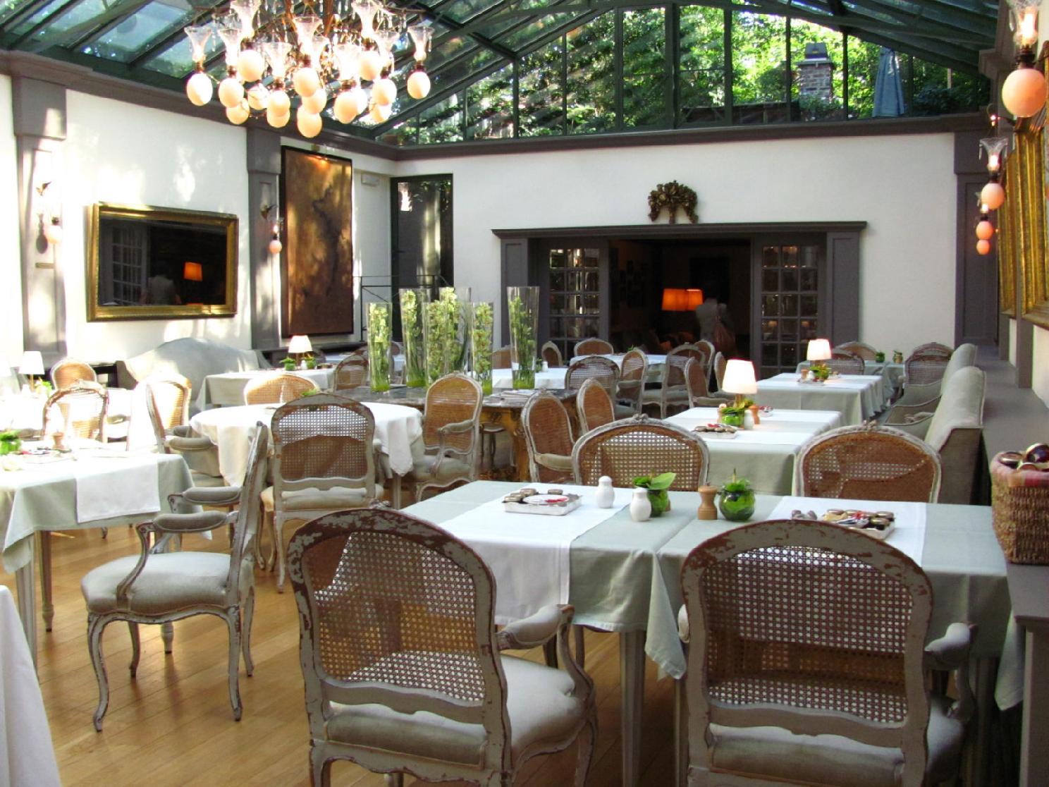 Manos Premier Hotel